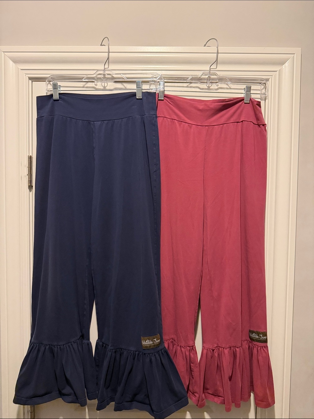 Matilda Jane Women’s Size Large Big Ruffle Cropped Pants